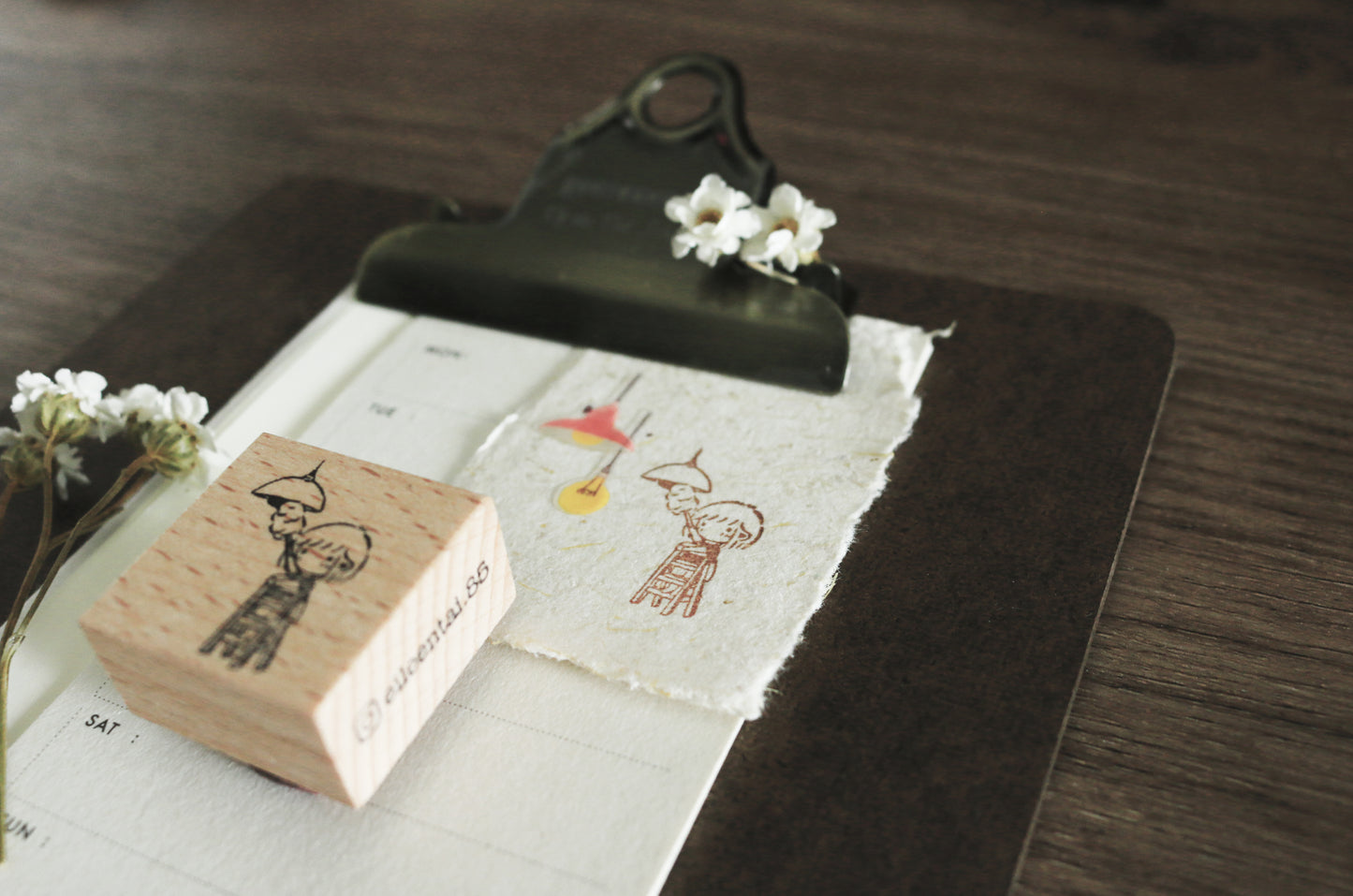 Eileen Tai Rubber Stamp | Mini Girls: At Home - Dusting