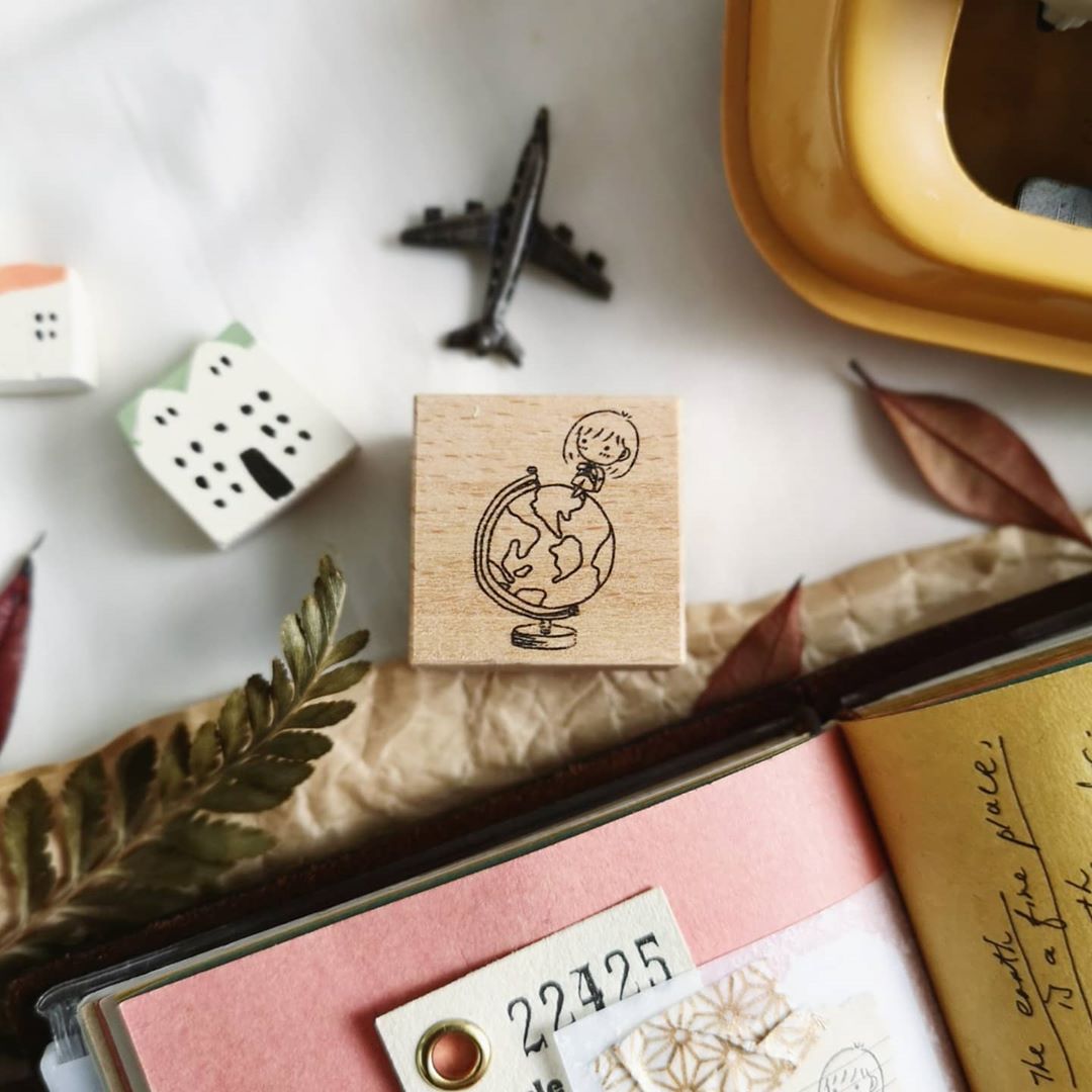 Eileen Tai Rubber Stamp | Mini Girls: Travel - Around The Globe