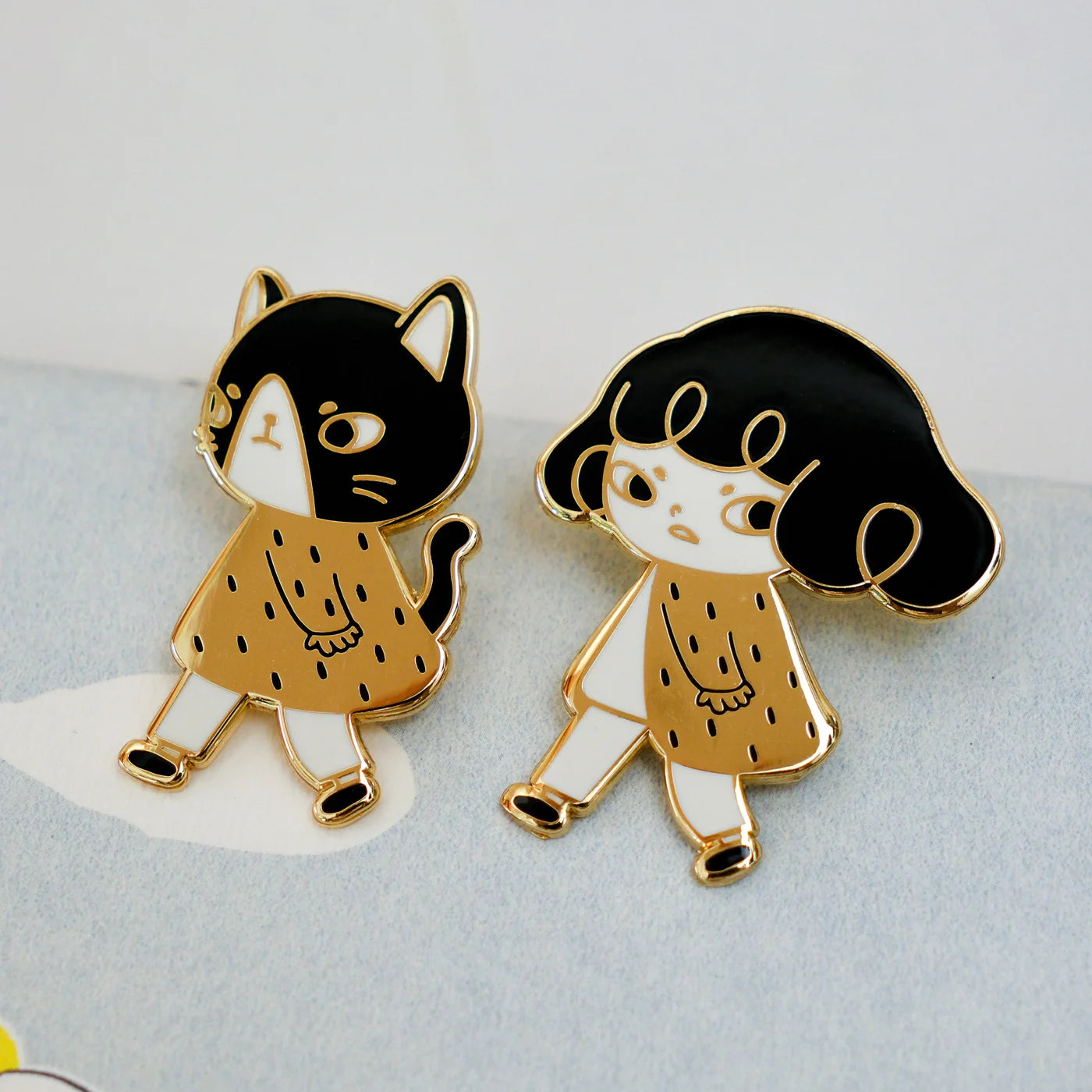 Lovesoup Enamel Pin - Roni and Pepper Catwalk